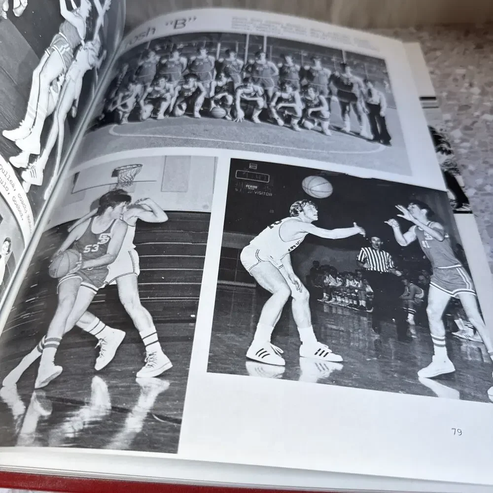 St. Ignatius High School, San Francisco (1974) Vintage Yearbook